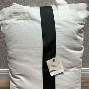 Hearth & Hand, Twin Comforter & Sham Set- NWT